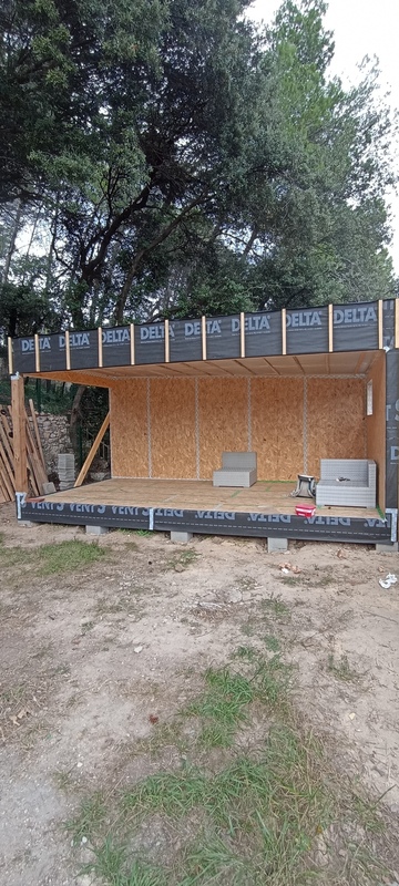 Studio en ossature bois sur plots béton sur Castelnau-le-Lez